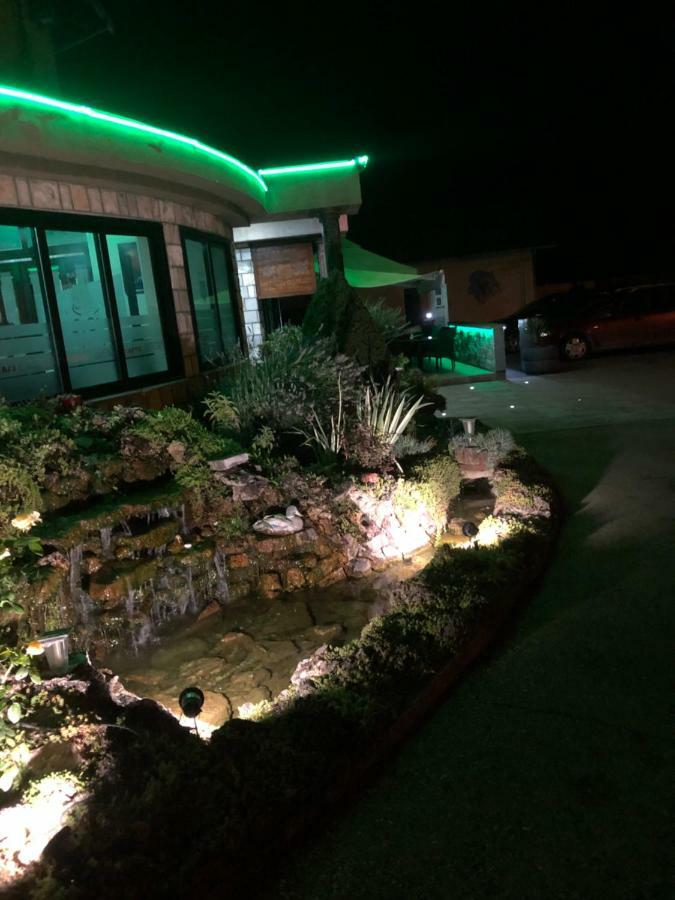 Motel Atos Laktaši Εξωτερικό φωτογραφία